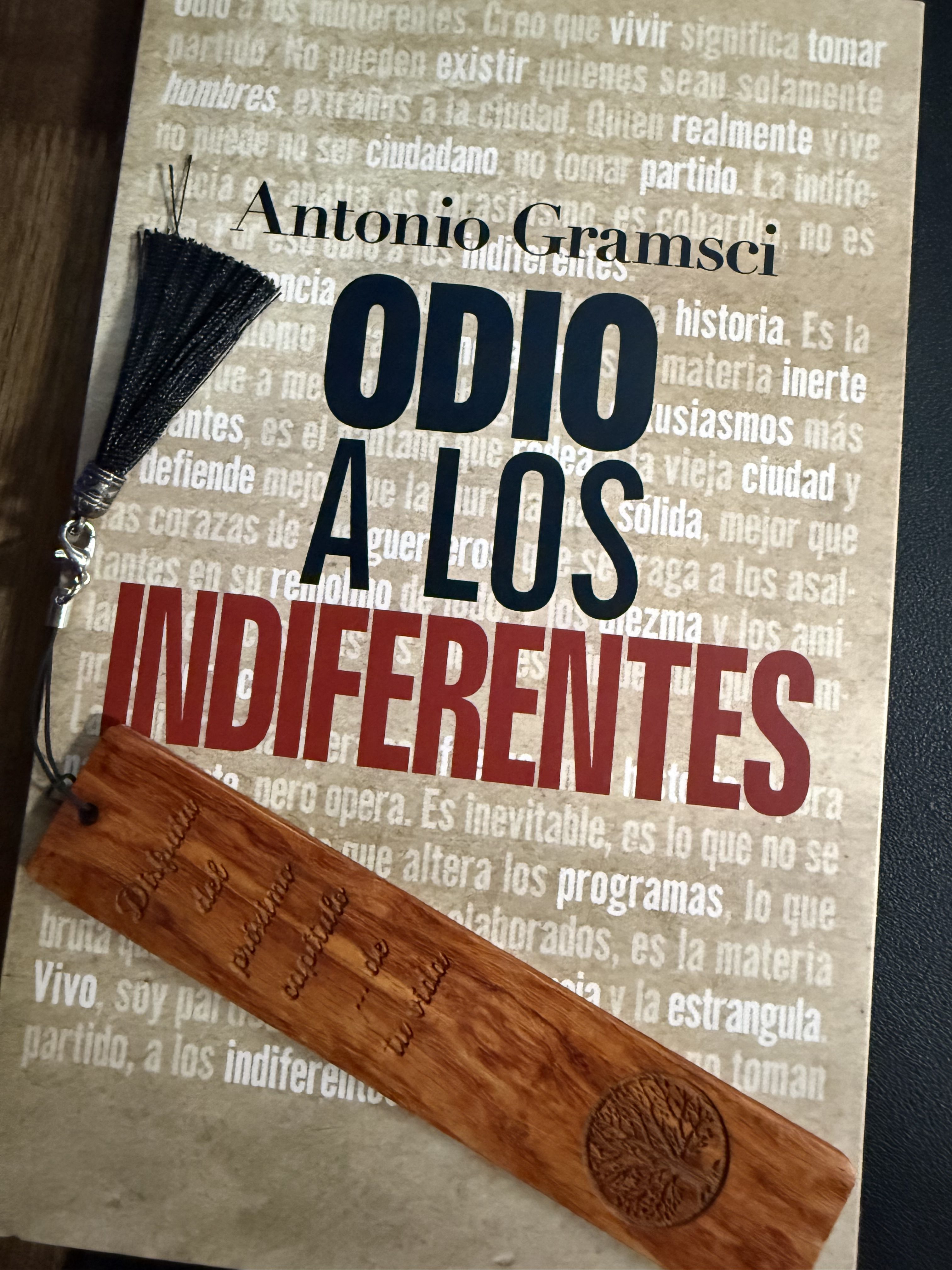 Odio gli indifferenti (Gramsci): il testo che ti prende per le spalle